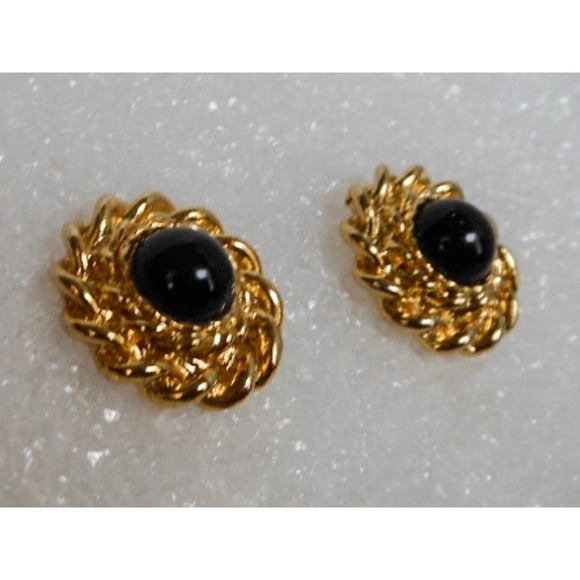 Vintage Gold Tone Black Cabochon Round Button Stud Earrings - Picture 7 of 8